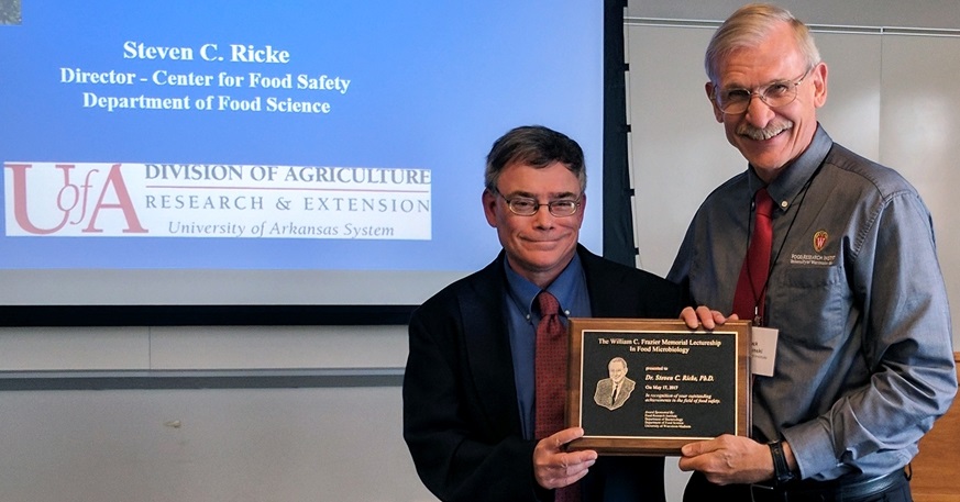 Ricke Receives Lectureship Award, Discusses Salmonella Research
